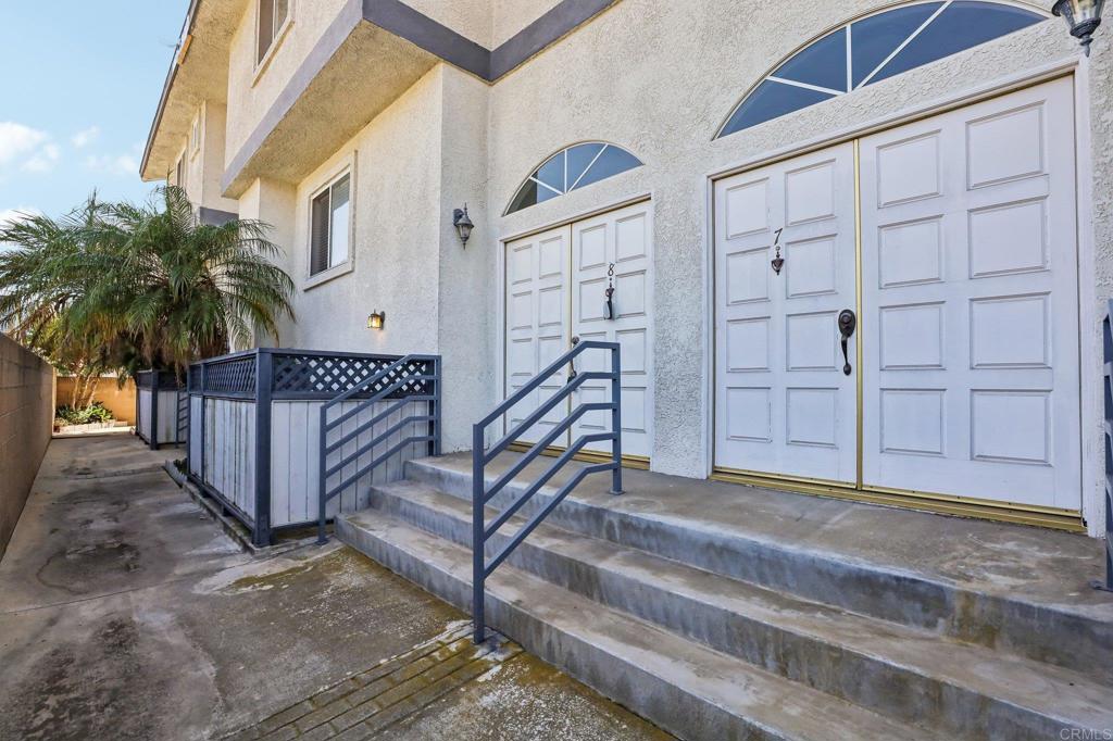 16910 S Dalton Avenue 8 Property Photo 3