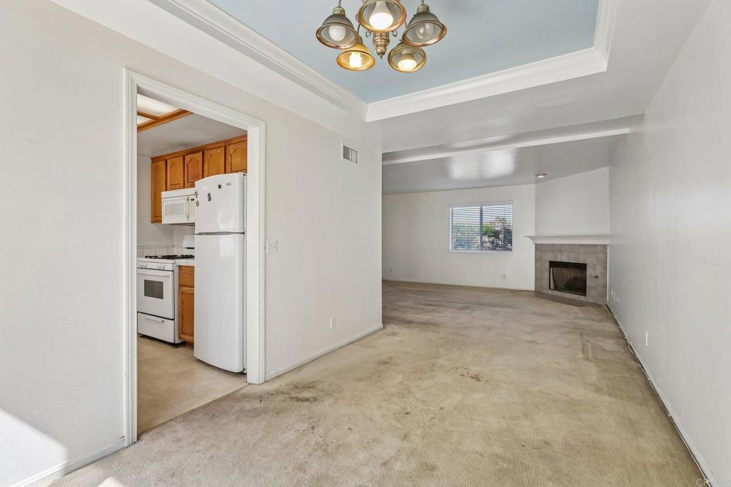 16910 S Dalton Avenue 8 Property Photo 9