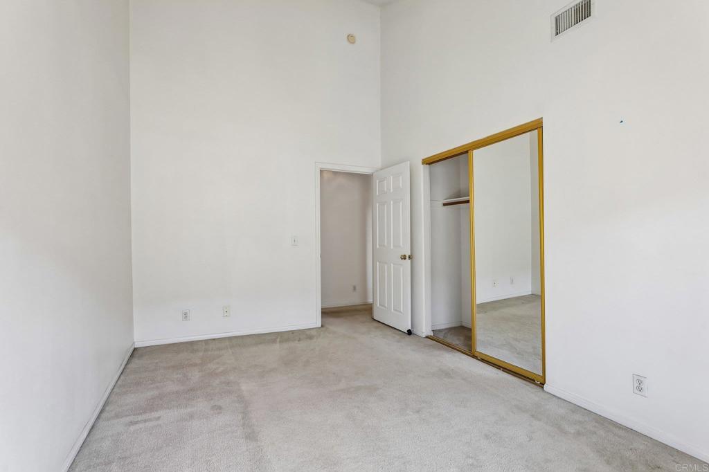 16910 S Dalton Avenue 8 Property Photo 20