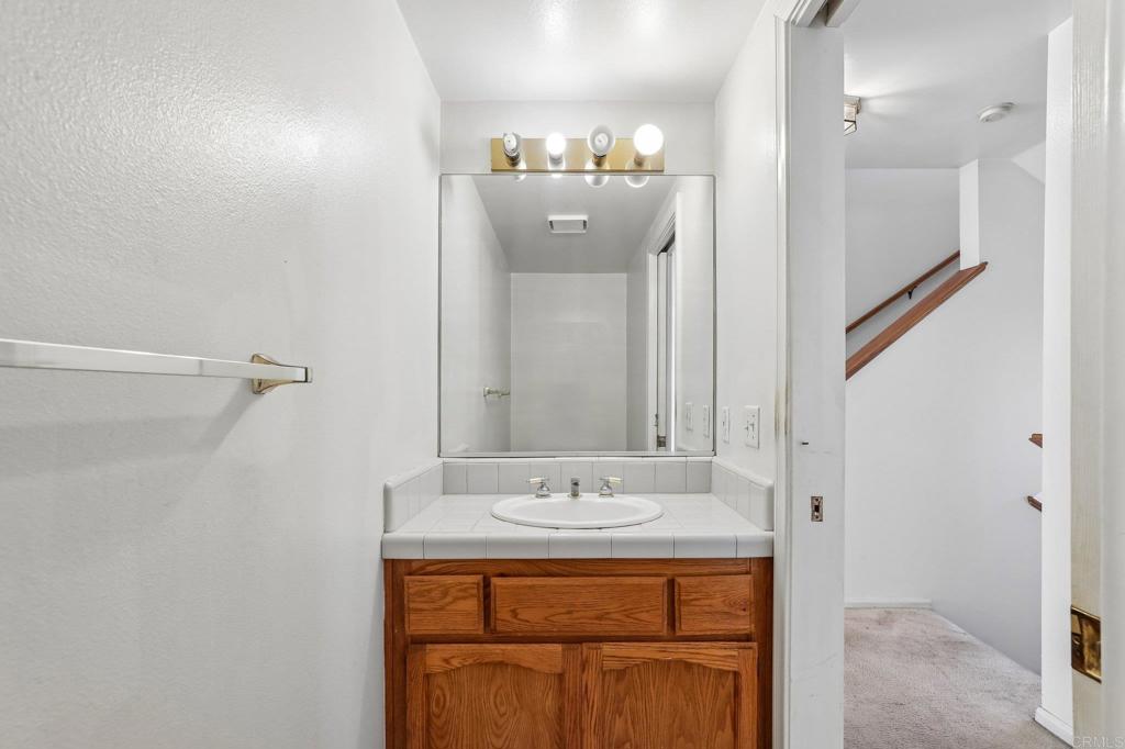 16910 S Dalton Avenue 8 Property Photo 22