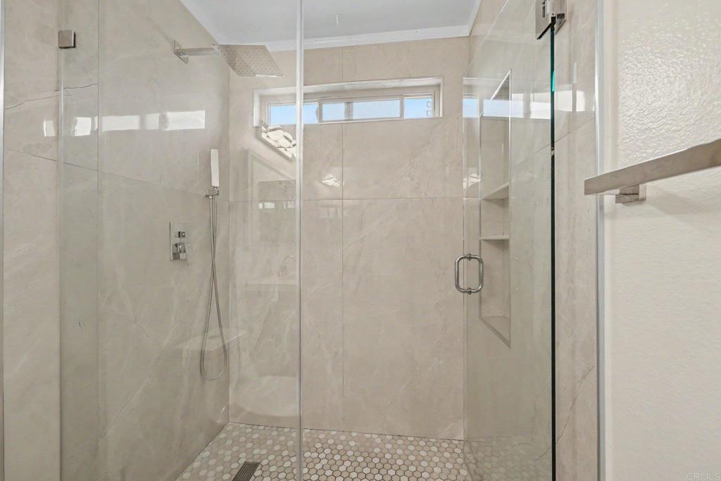 1380 E Washington Avenue 17 Property Photo 10