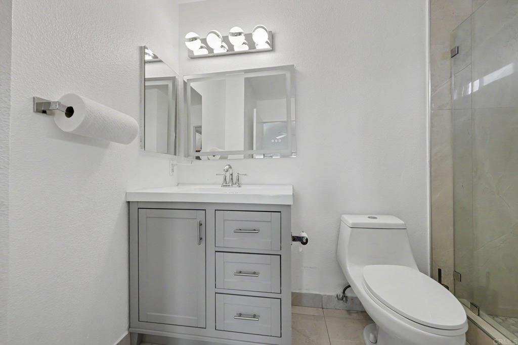 1380 E Washington Avenue 17 Property Photo 12