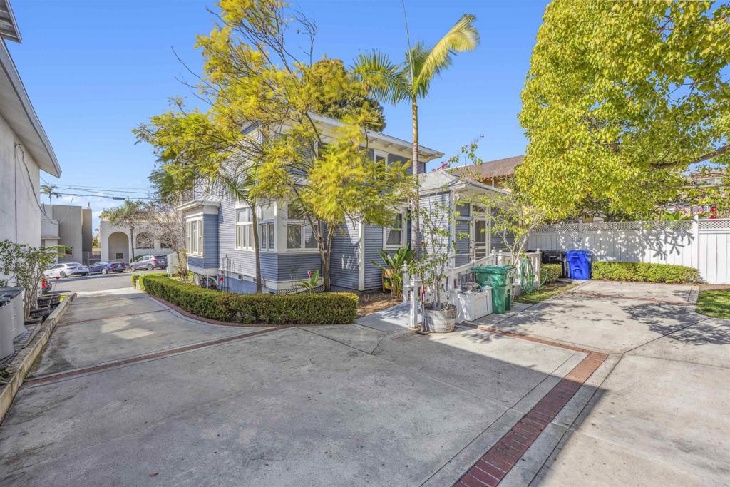 2445 2447 2nd Avenue Property Photo 21