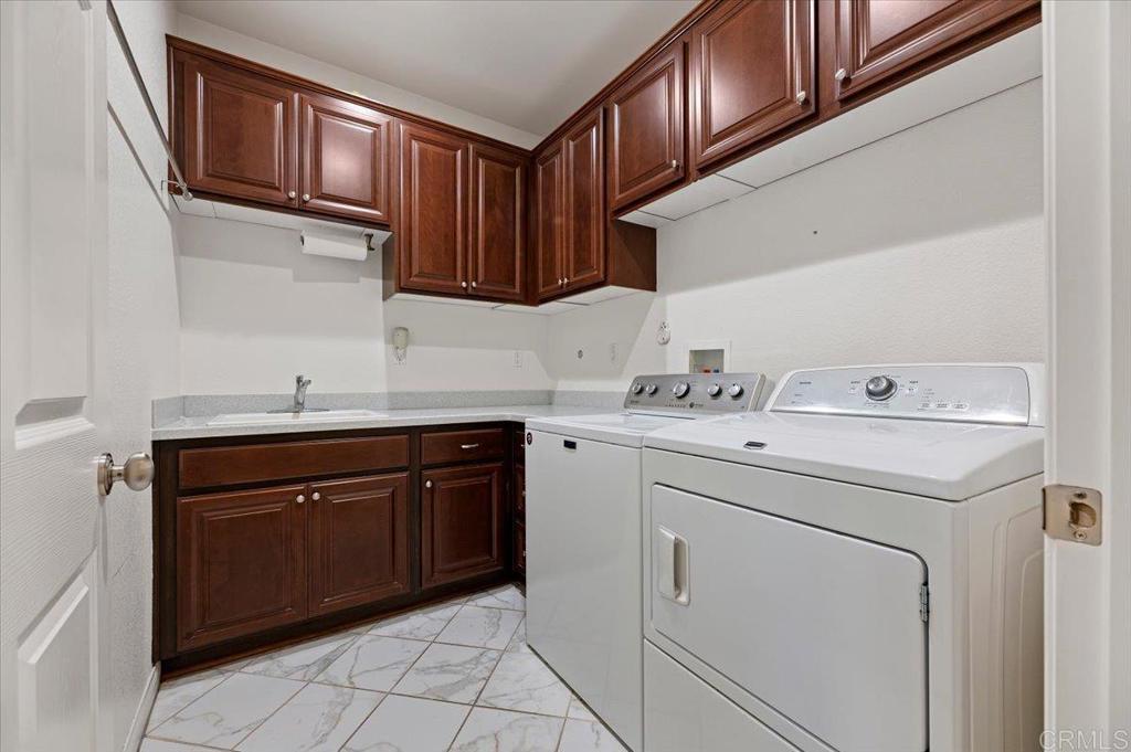 210 20th Street Property Photo 14