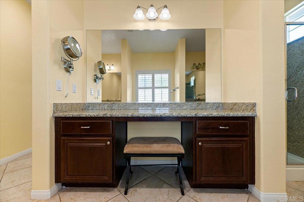 210 20th Street Property Photo 18
