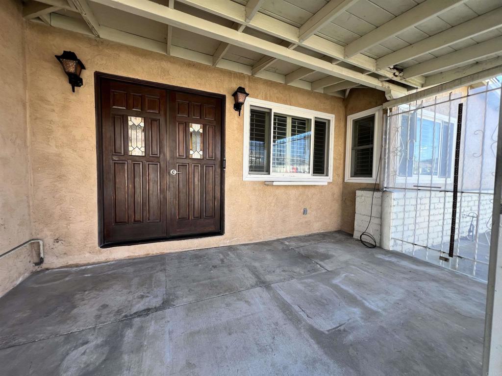 3659 Kingsley St Property Photo 3
