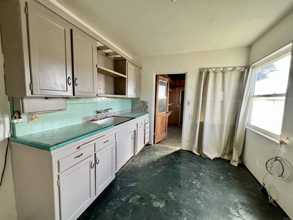 3659 Kingsley St Property Photo 11