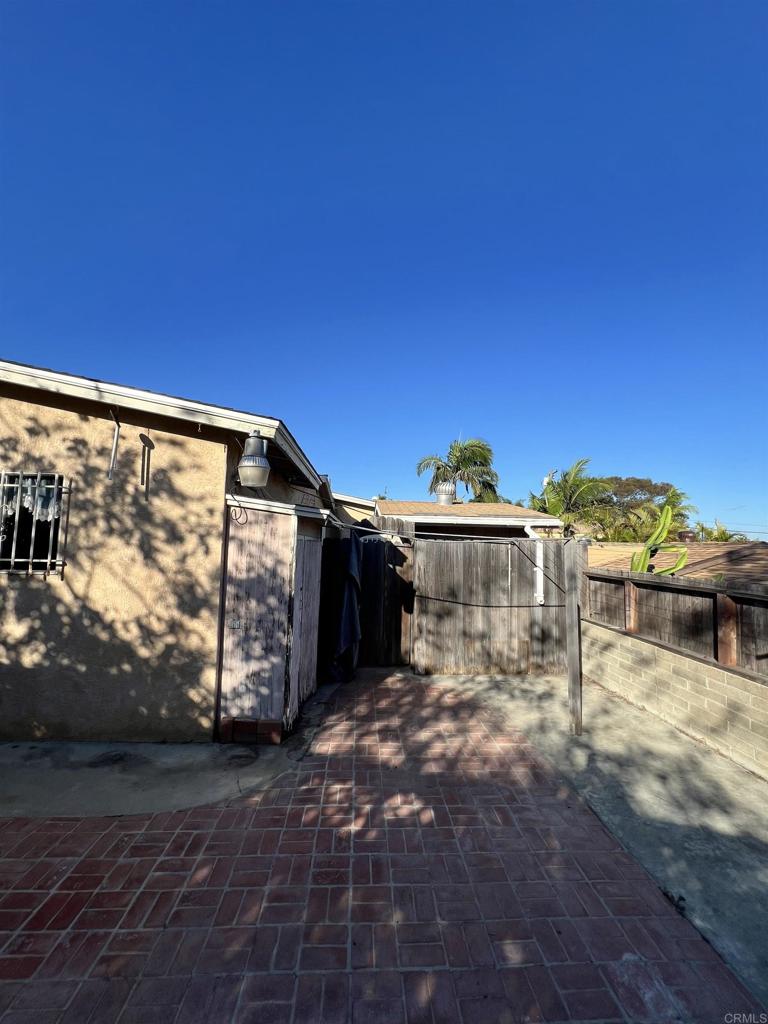 3659 Kingsley St Property Photo 16