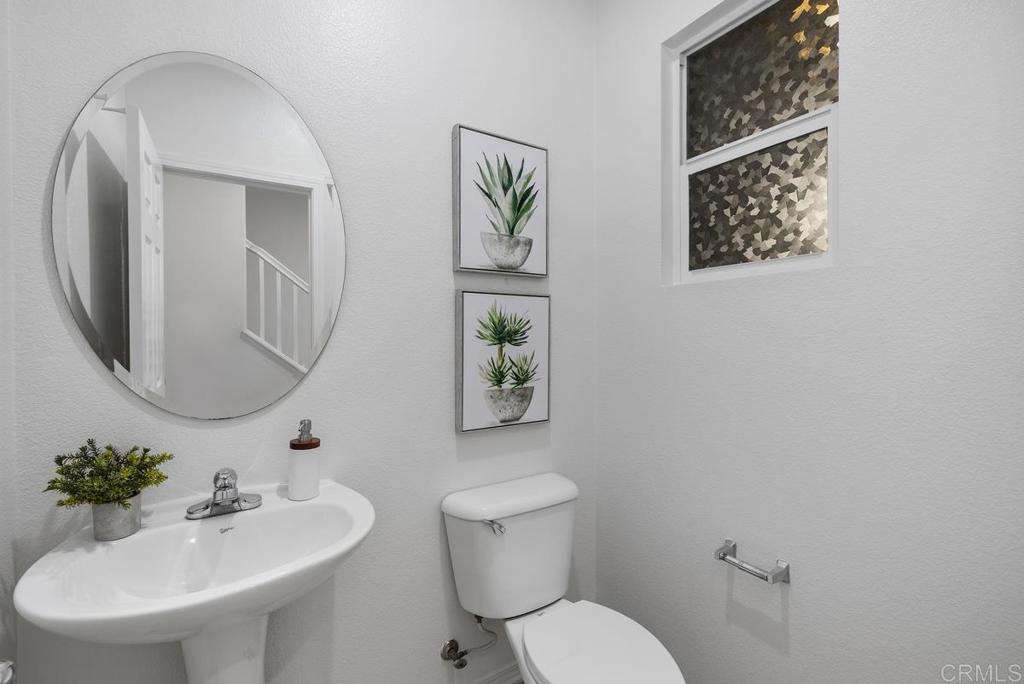 425 S Meadowbrook Drive 132 Property Photo 5