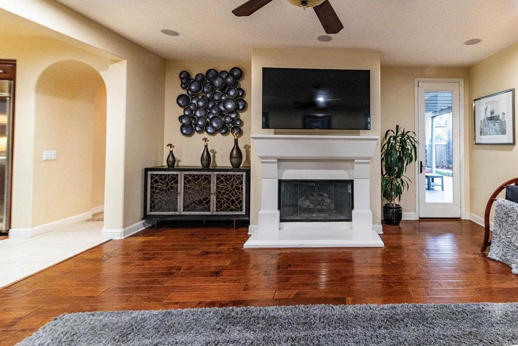 2814 Lake Crest Ct Property Photo 12