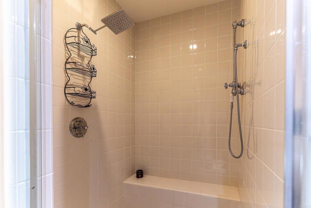 2814 Lake Crest Ct Property Photo 31