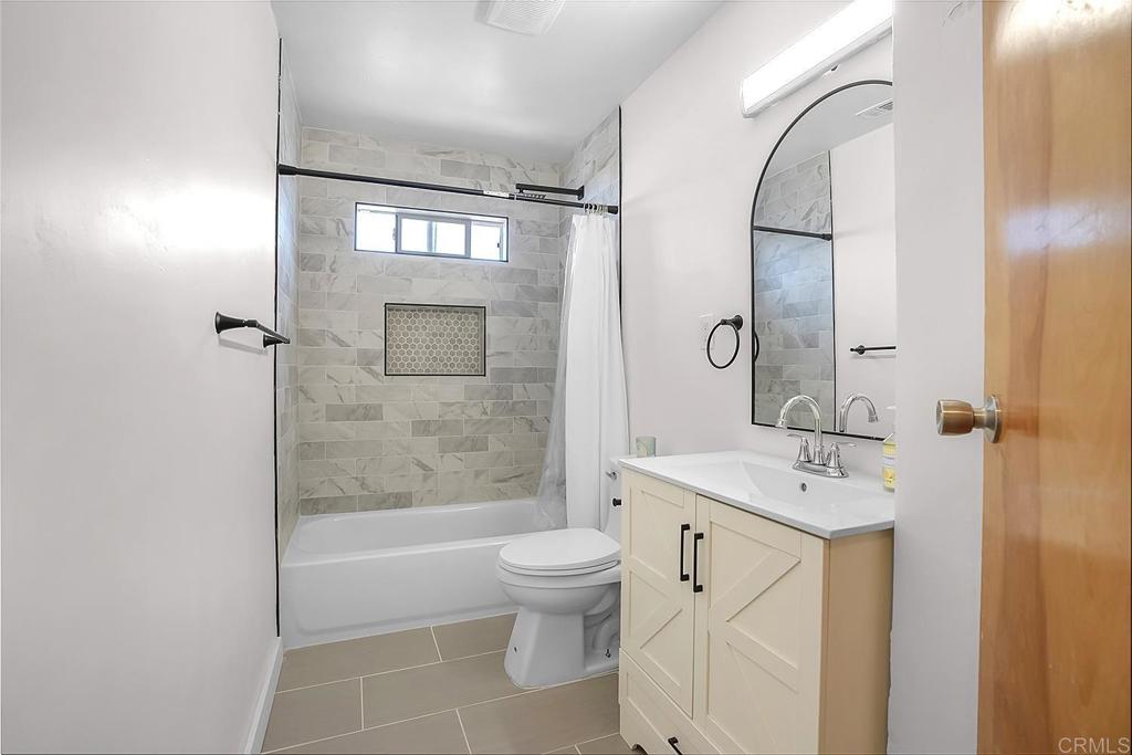 1035 Colorado Avenue Property Photo 11