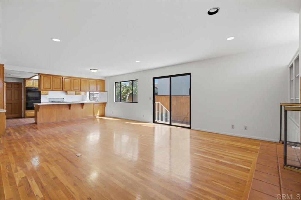 349 351 G Avenue Property Photo 17