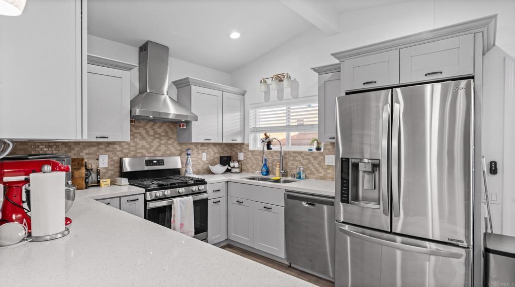 9215 Huntington Avenue Property Photo 4