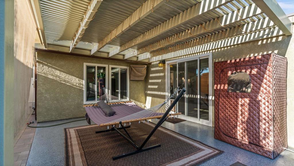 9215 Huntington Avenue Property Photo 26