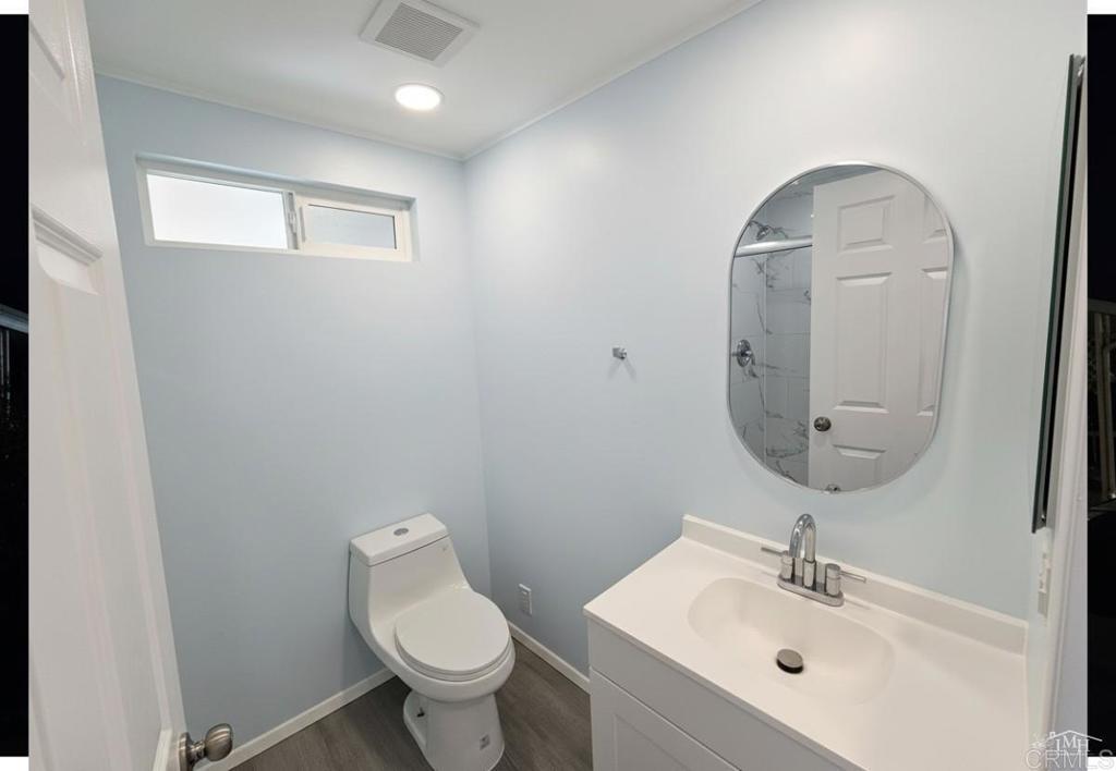 11949 Riverside Dr. 99 Property Photo 24
