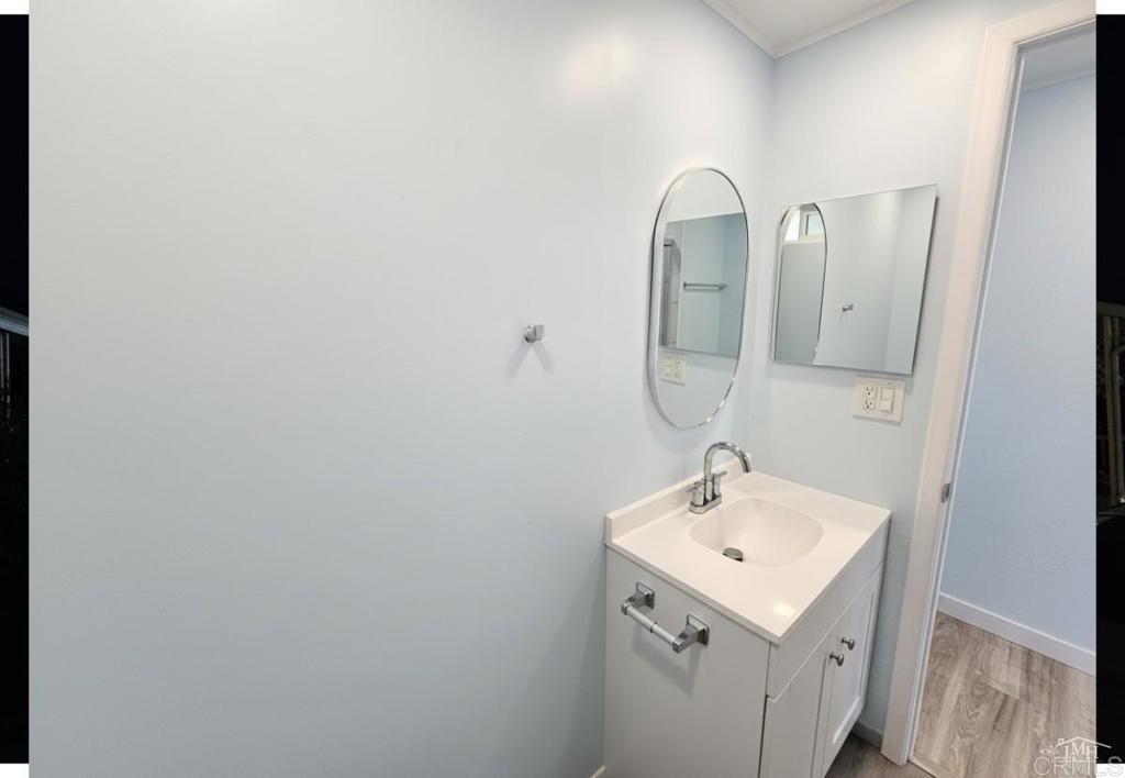 11949 Riverside Dr. 99 Property Photo 26