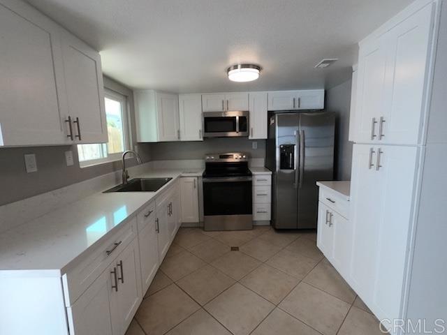 273 Date Avenue B Property Photo 1