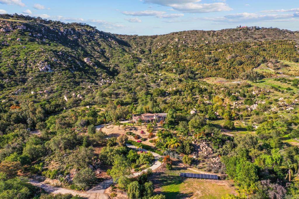 19700 Calle Pena Huerta Property Photo 3