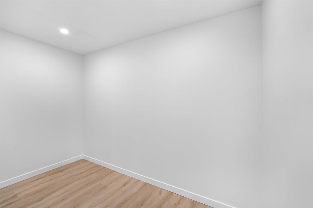 303 Sears Avenue Property Photo 16