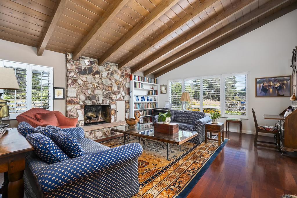 10071 Resmar Pl Property Photo 6