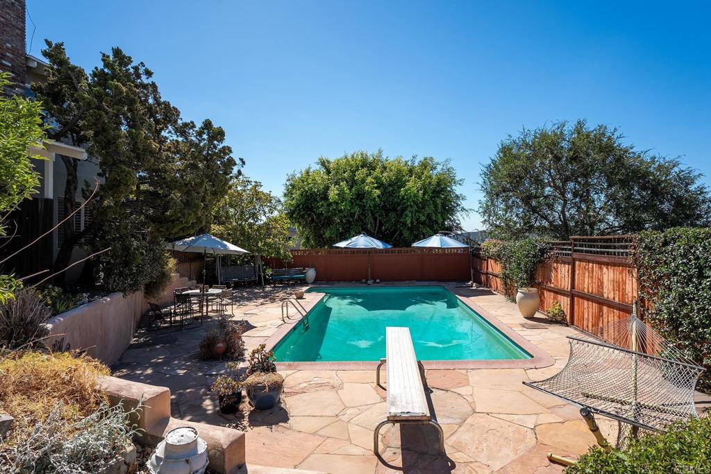 10071 Resmar Pl Property Photo 40