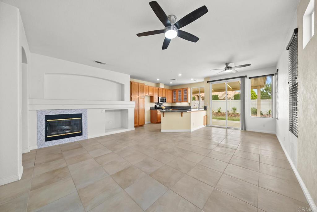 1619 Fairway Oaks Avenue Property Photo 8