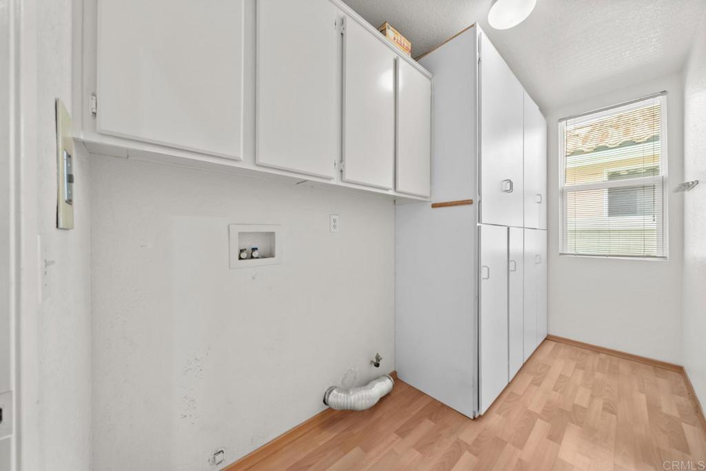 1619 Fairway Oaks Avenue Property Photo 31