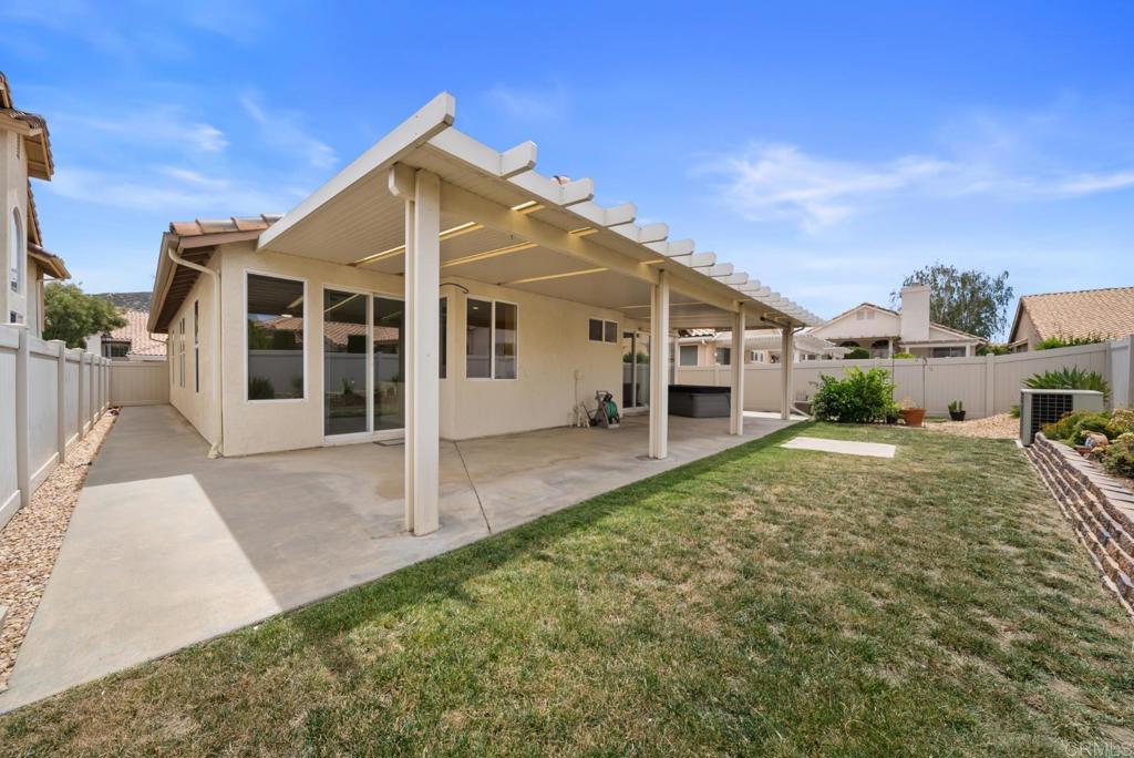 1619 Fairway Oaks Avenue Property Photo 40