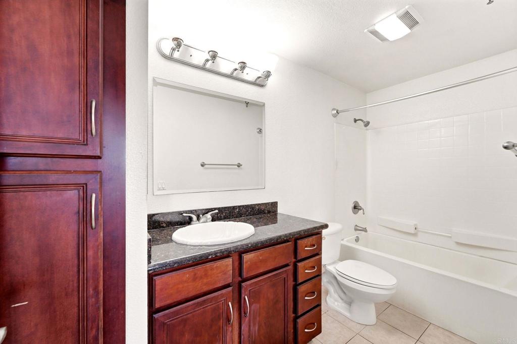 5252 Orange Avenue 221 Property Photo 15