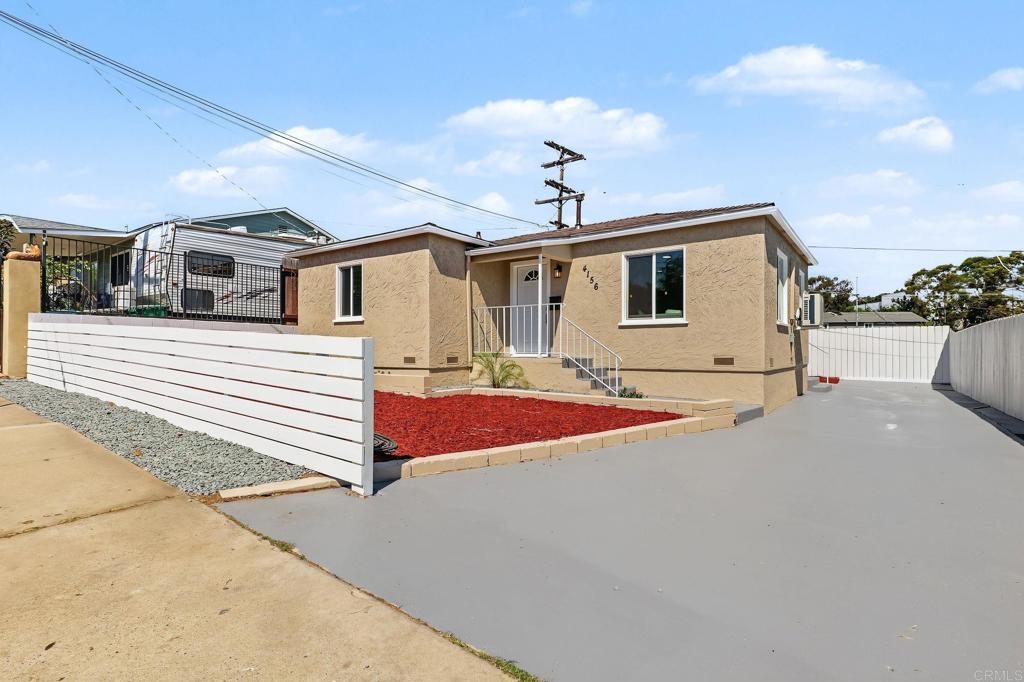 4156 Franklin Avenue Property Photo 1