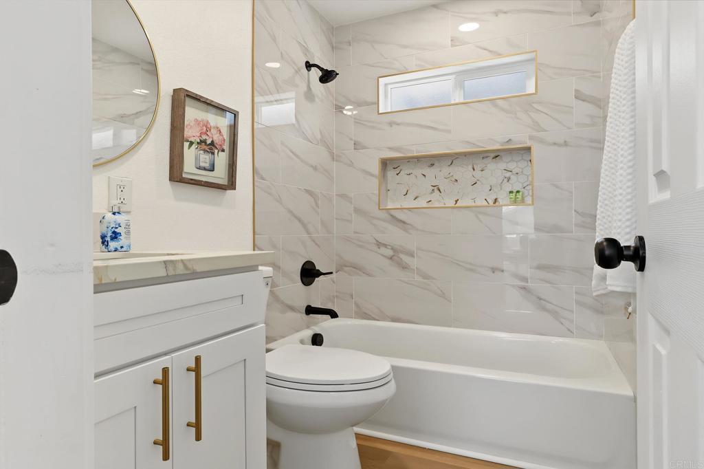 4156 Franklin Avenue Property Photo 20