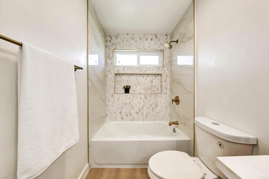 8438 Fanita Drive Property Photo 27