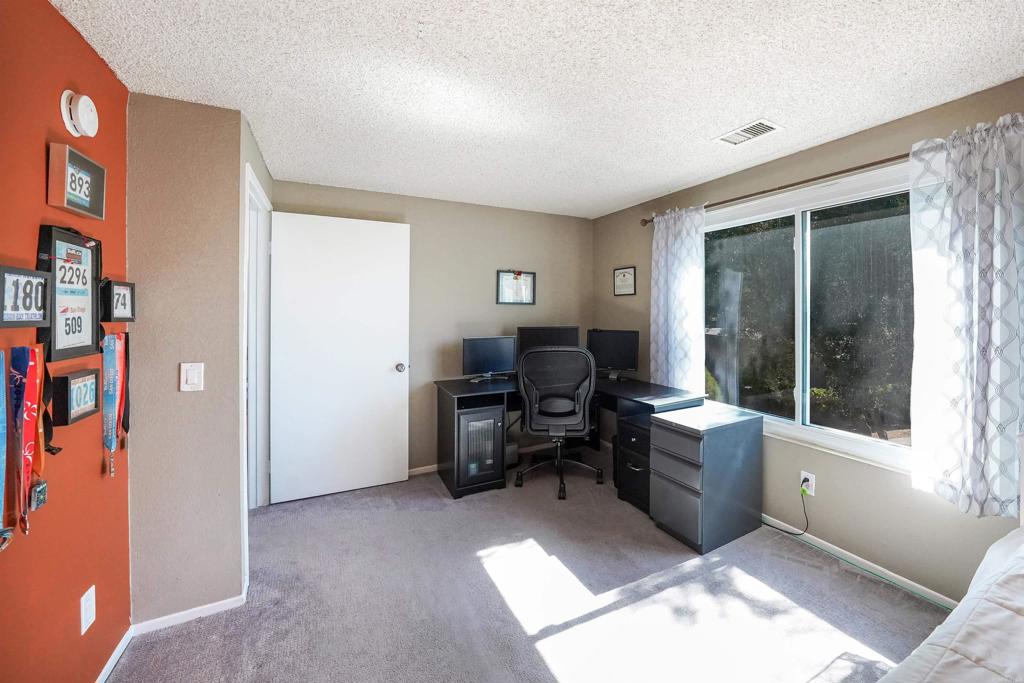 15737 Davis Cup Lane Property Photo 28