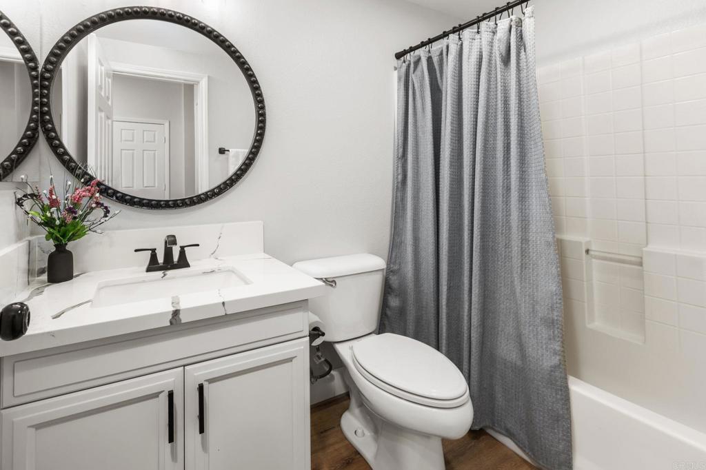 5345 Village Drive Property Photo 16