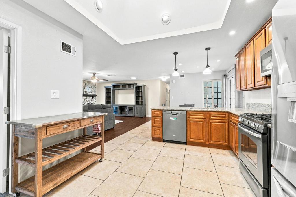 1105 Nidrah Street Property Photo 8