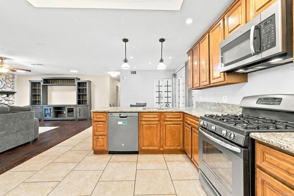 1105 Nidrah Street Property Photo 12
