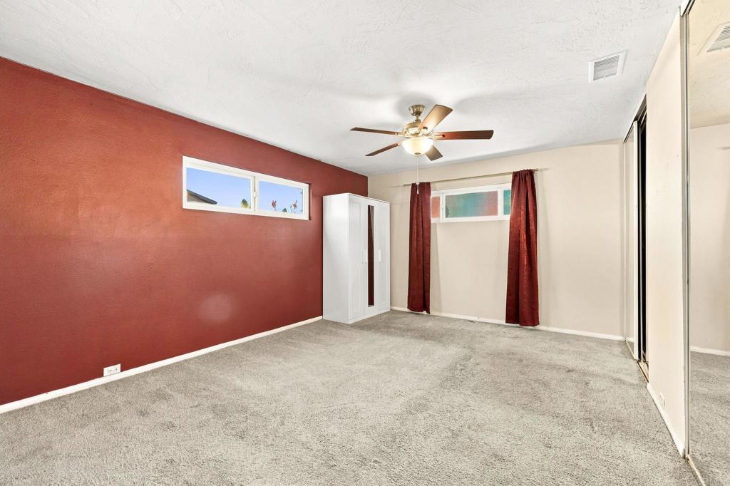 1105 Nidrah Street Property Photo 24