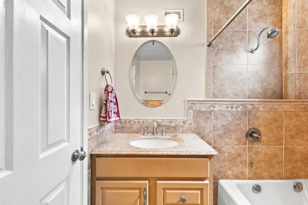 1105 Nidrah Street Property Photo 32