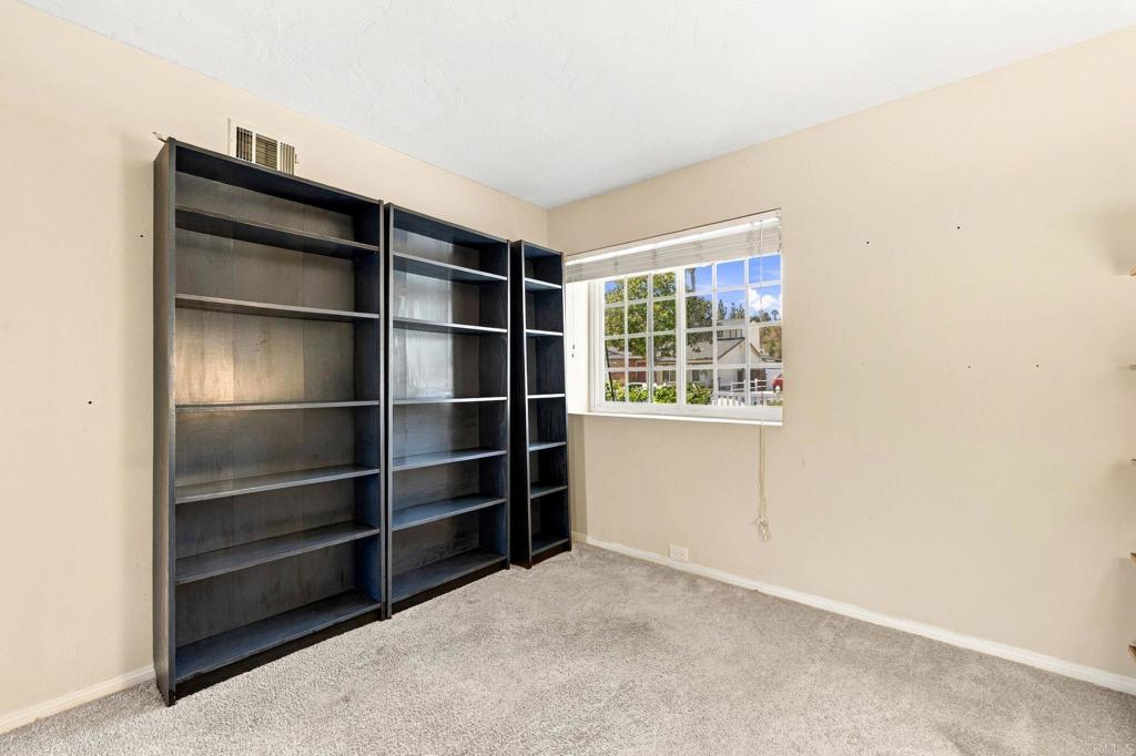 1105 Nidrah Street Property Photo 40