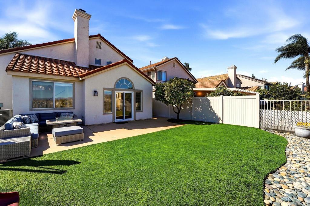 2467 Rock View Property Photo 9