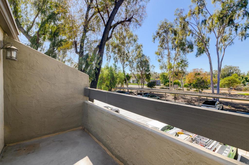 1350 N Escondido Blvd 44 Property Photo 6