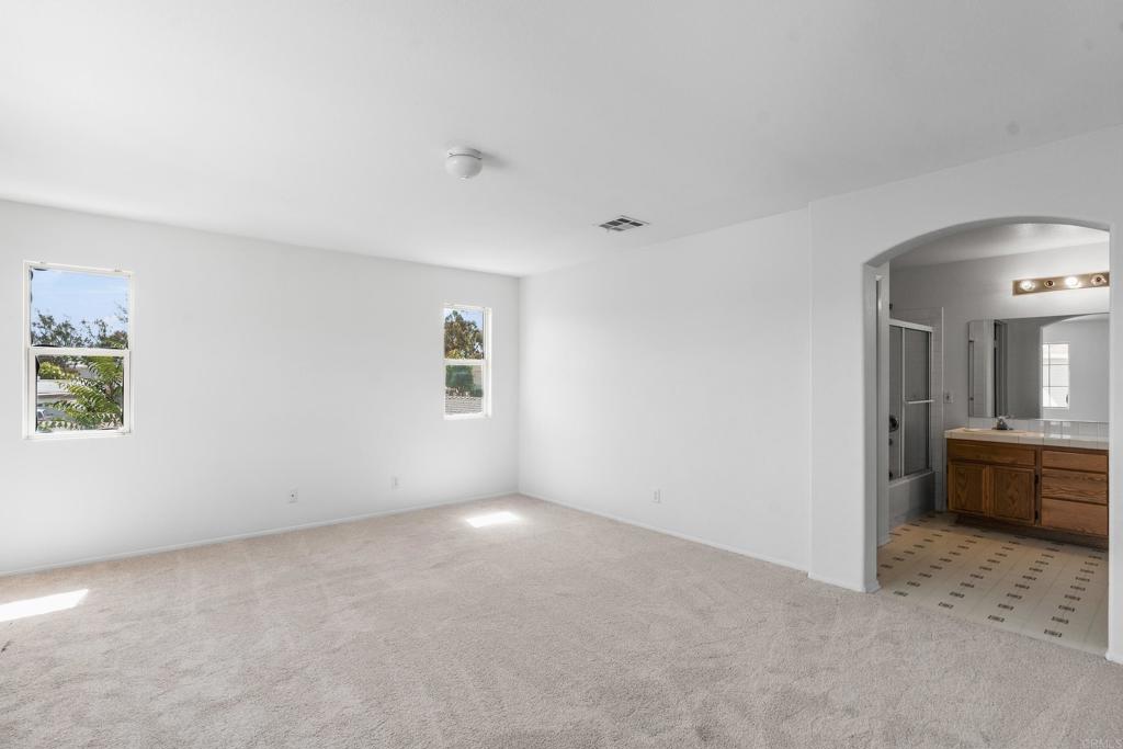 816 Laffey Lane Property Photo 4