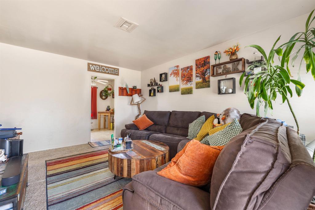 3153 Idlewild Way Property Photo 4