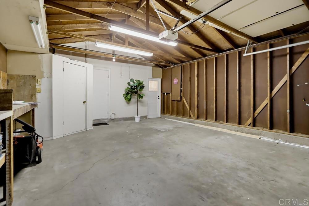 6954 Ballinger Property Photo 43