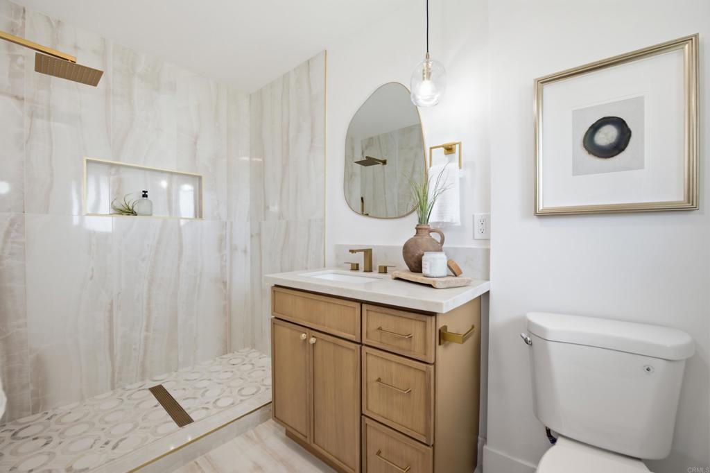 6111 Del Cerro Boulevard Property Photo 14