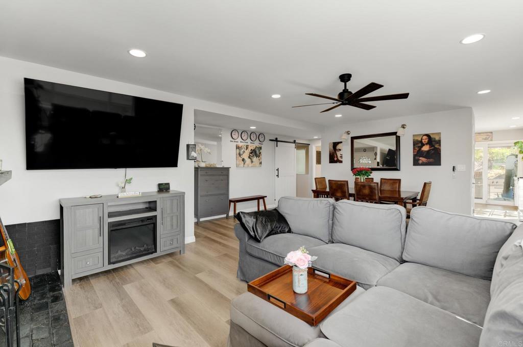 1865 Magdalene Way Property Photo 4