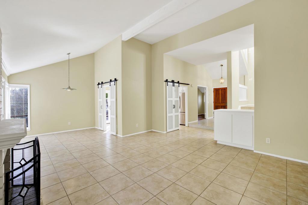 30 Rainbow Falls 17 Property Photo 6