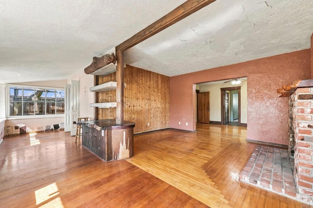 848 Olive Avenue Property Photo 8