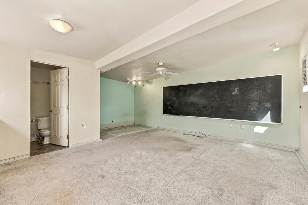 848 Olive Avenue Property Photo 37
